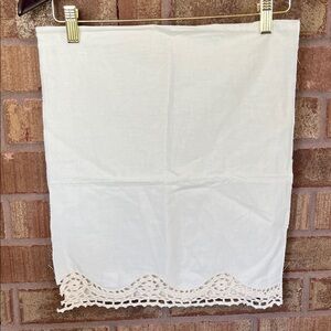 White Lace Trim Project Fabric